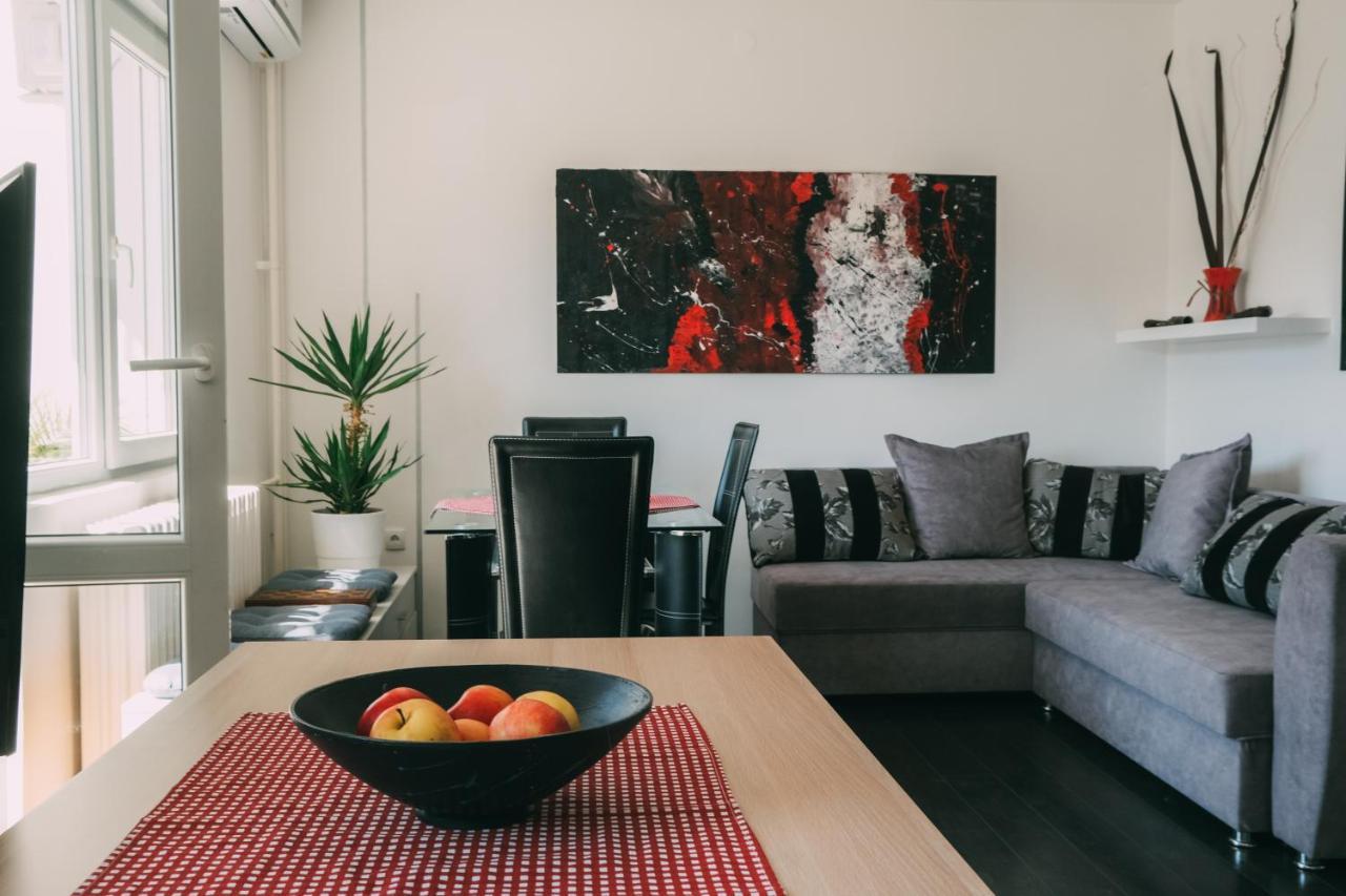 Smart Hostel Белград Екстериор снимка
